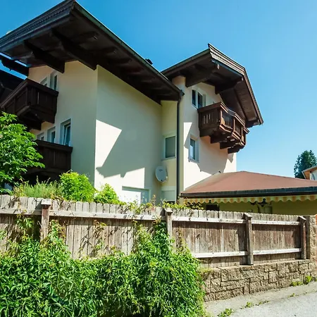 Near Gondola In Tyrol, Cleaning Included Apartment *