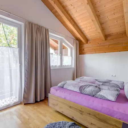 Near Gondola In Tyrol, Cleaning Included * Holzham